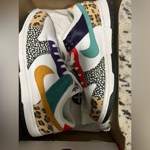 Rare-Nike Low
